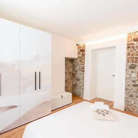Σπίτι διακοπών Dn Art - Romantic With Indoor Jacuzzi - 5 Guests Blevio